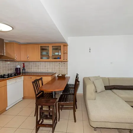Gorgeous House With Aspen וילה
